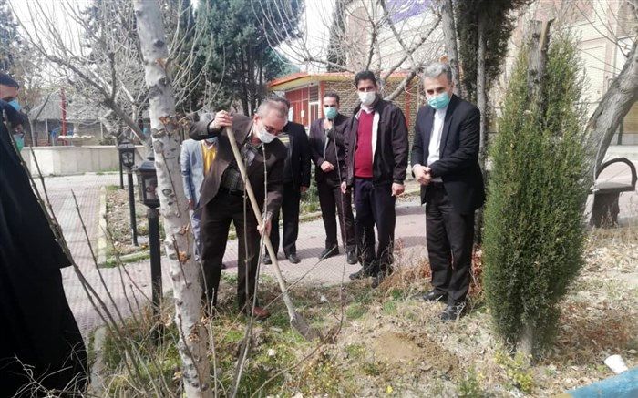 به یاد هر شهید؛ یک درخت یاد بود