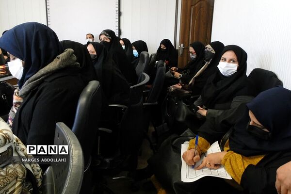 برگزاری جلسه توجیهی مدیران مدارس منطقه فشافویه