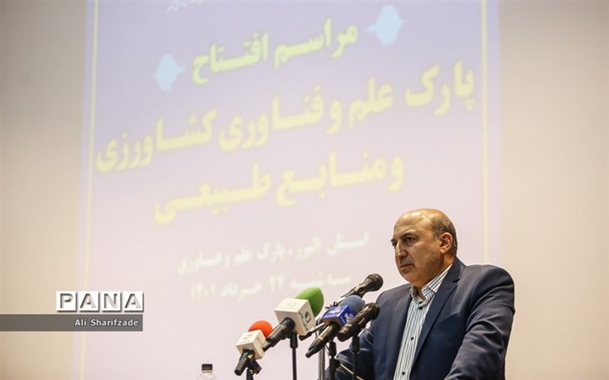 ضرورت آشنایی دانش‌آموزان با رشته‌های کشاورزی؛ 70 درصد از بهره‌وران کشاورزی کم سواد یا بی‌سواد‌اند