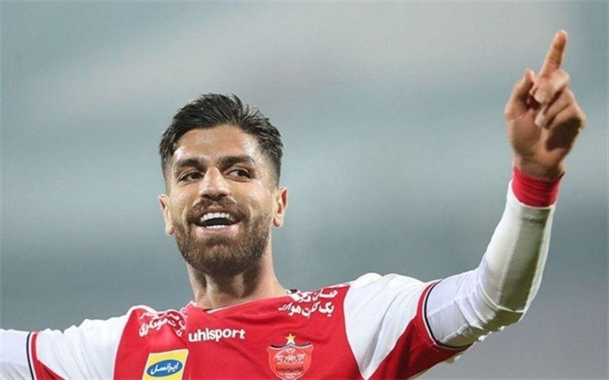 میلاد سرلک با پرسپولیس تمدید کرد