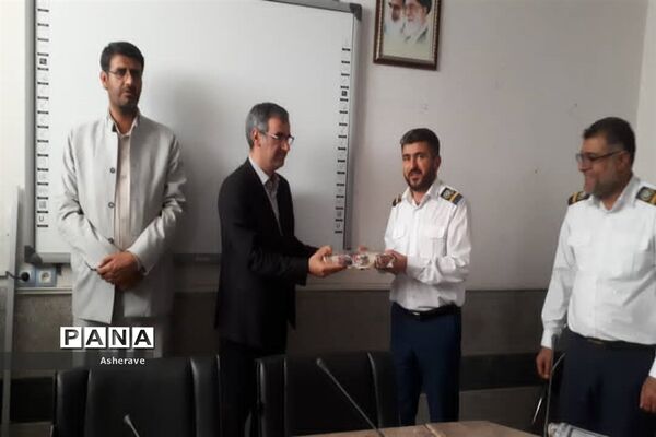 مراسم تقدیر از فعالان حوزه‌های سازمان دانش‌آموزی  شهرستان شادگان