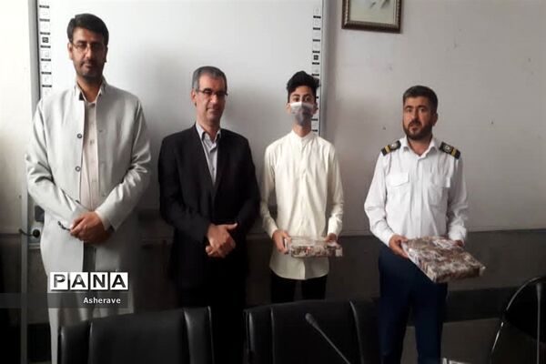 مراسم تقدیر از فعالان حوزه‌های سازمان دانش‌آموزی  شهرستان شادگان