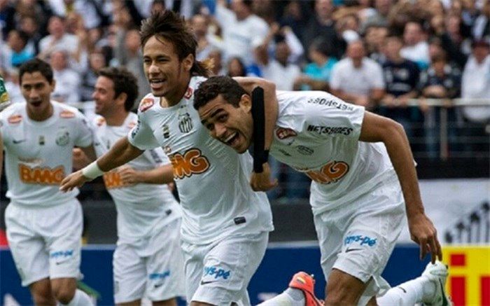 دوست نیمار، همبازی بزرگان فوتبال و آقای‌گل برزیل می‌آید؟