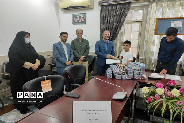 تقدیر از برگزیدگان جشنواره موسیقی دانش‌آموزی در گلوگاه