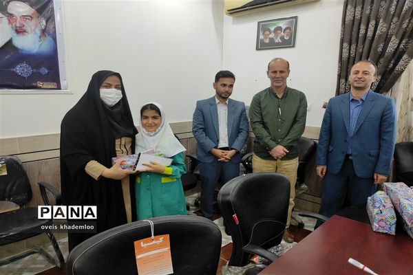 تقدیر از برگزیدگان جشنواره موسیقی دانش‌آموزی در گلوگاه