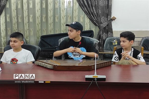 تقدیر از برگزیدگان جشنواره موسیقی دانش‌آموزی در گلوگاه