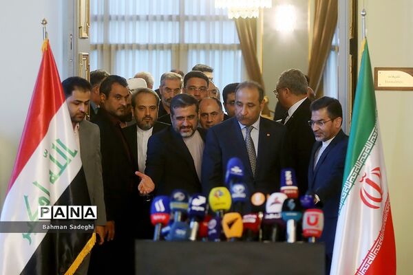 دیدار و نشست خبری وزرای فرهنگ ایران و عراق