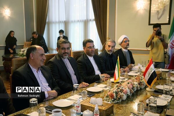 دیدار و نشست خبری وزرای فرهنگ ایران و عراق