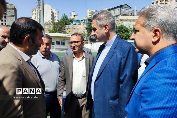 بازدید مدیرکل ورزش و‌ جوانان استان تهران از اماکن ورزشی رودهن
