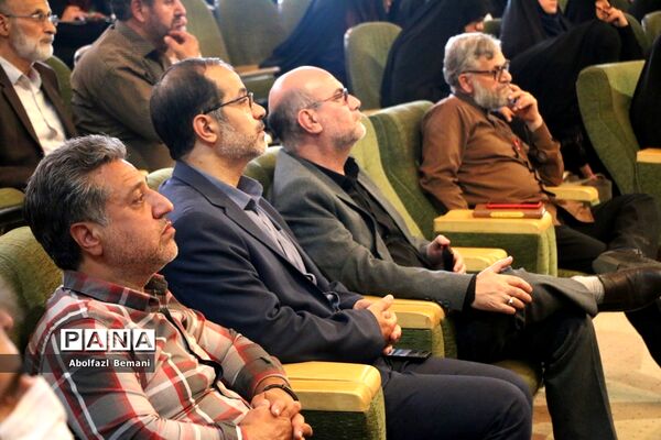 برگزاری دوره تربیت معلم راوی در مدرسه معصومیه قم