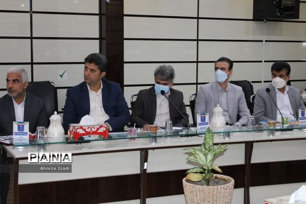 گردهمایی مجازی مدیران و روسای آموزش و پرورش شهرستان‌ها و مناطق استان بوشهر