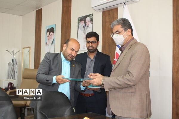 جلسه تقدیر از داوران و فعالان اجلاس استانی نماز