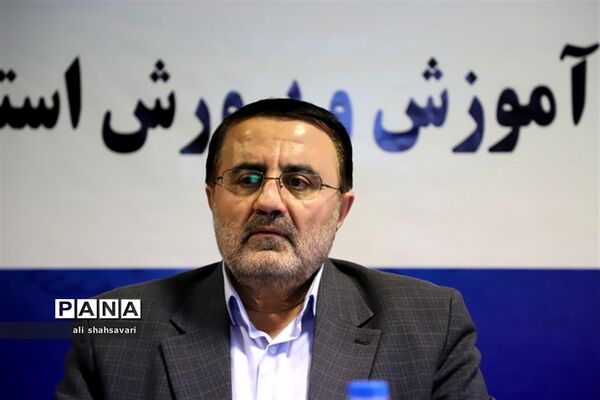 نشست شورای آموزش و پرورش با حضور استاندار کرمانشاه
