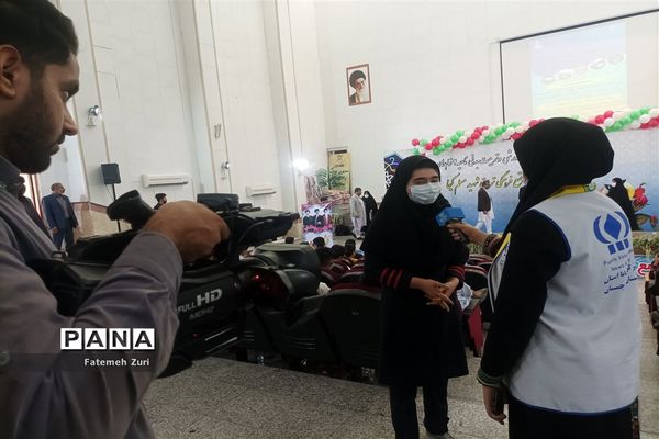 تجلیل از برگزیدگان مرحله استانی هشتمین دوره جشنواره نوجوان خوارزمی در سیستان و بلوچستان