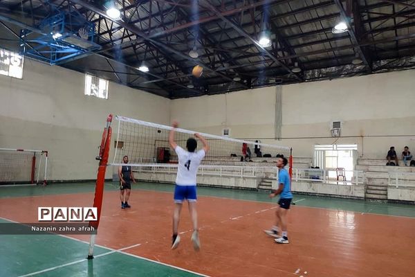 برگزاری مسابقات والیبال فرهنگیان در رودهن