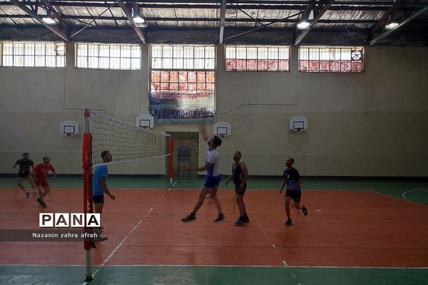 برگزاری مسابقات والیبال فرهنگیان در رودهن