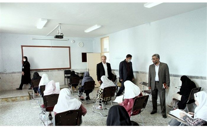 بازدید مدیران آموزش و پرورش نواحی ۱ و۲ اردبیل از روند برگزاری آزمون استعدادهای درخشان