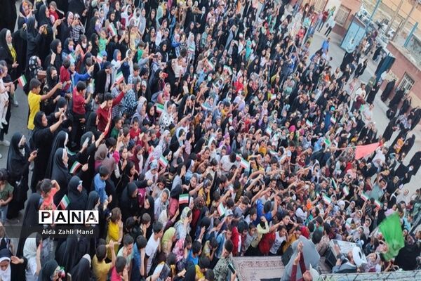 اجرای سرود سلام فرمانده در شهرستان رباط‌کریم