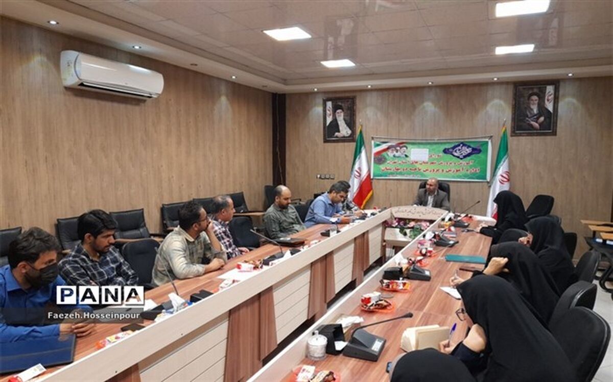 اجرای طرح پایگاه محله‌محور تابستانی در شهرستان بهارستان‌