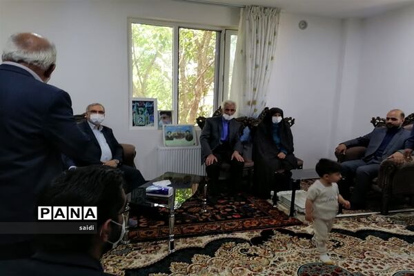 حضور وزیر بهداشت در شهرستان فریدونشهر