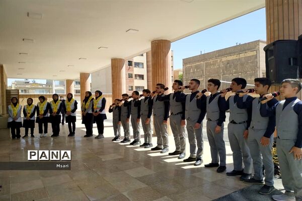 بهره‌برداری از مدرسه خیرساز با حضور وزیر آموزش و پرورش در شاهین‌شهر