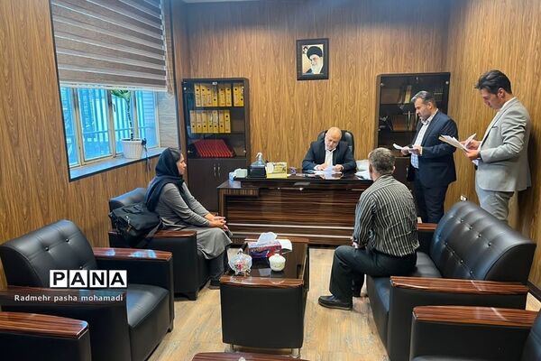 بازدید پروژه‌ها و دیدار مردمی توسط نماینده مجلس در رودهن