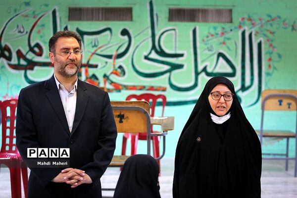 بازدید رئیس سازمان استعدادهای درخشان از مراکز آزمون سمپاد تهران