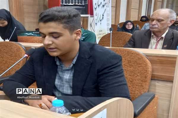 نشست استاندار خراسان رضوی  با فعالان فرهنگی و انقلابی، کاشمر