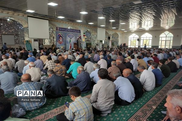 برگزاری نماز جمعه با حضور استاندار خراسان رضوی