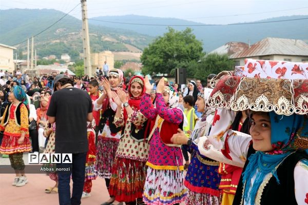 آیین بزرگداشت فرهنگ و سنن کهن در کیاسر