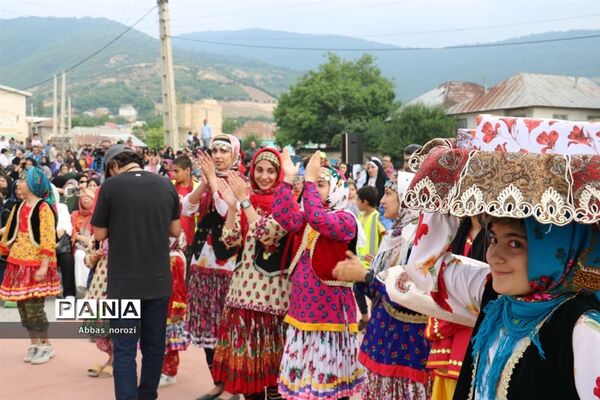 آیین بزرگداشت فرهنگ و سنن کهن در کیاسر