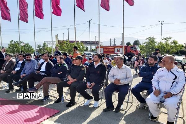 برگزاری همایش پیاده‌روی خانوادگی شهر مشکین دشت کرج