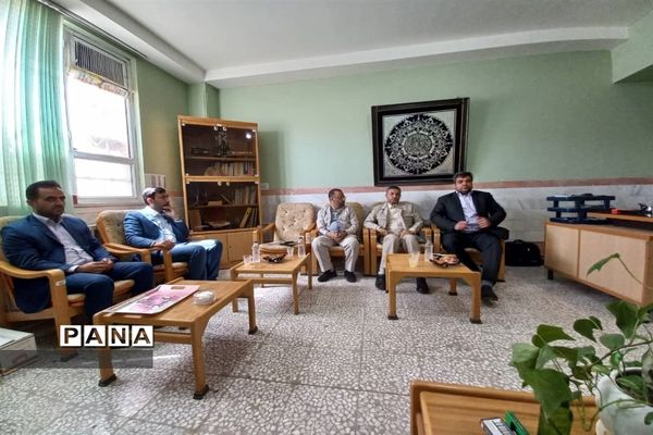 بازدید مدیرکل آموزش و پرورش قم از حوزه‌های امتحان ورودی تیزهوشان