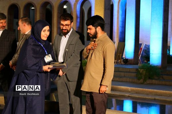 اجرای اختتامیه دومین جشنواره فرهنگی هنری معلمان هنرمند سراسر کشور