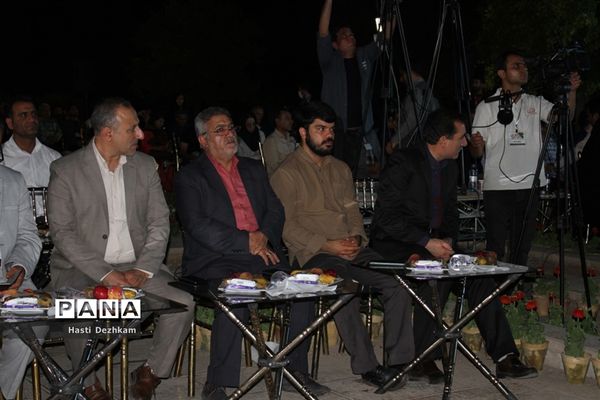 اجرای اختتامیه دومین جشنواره فرهنگی هنری معلمان هنرمند سراسر کشور