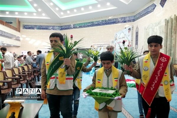 آیین تجلیل از برگزیدگان مسابقات قرآن، عترت و نماز ناحیه 4 قم