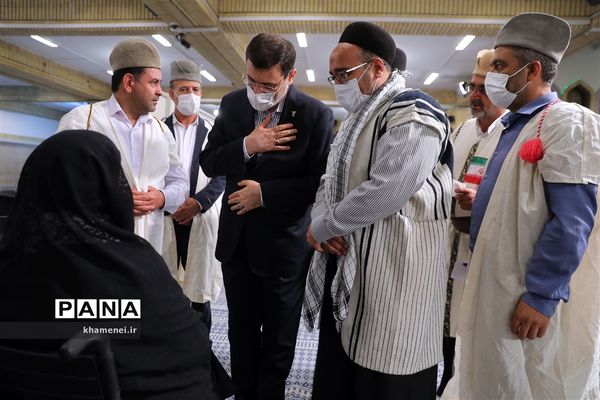 دیدار دست‌اندرکاران کنگره ملی شهدای عشایر با مقام معظم رهبری