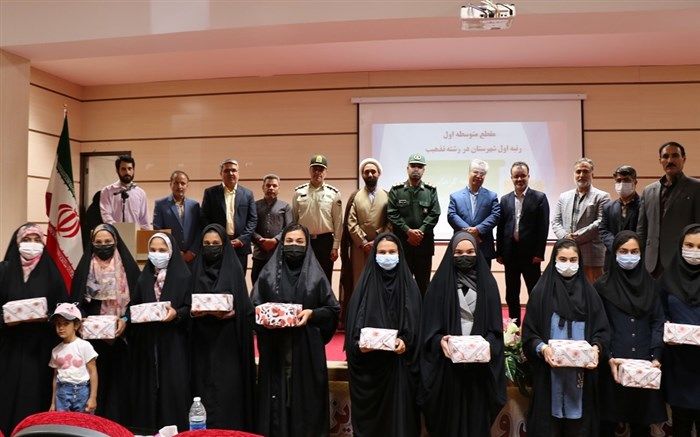 درخشش دانش‌آموزان فیروزه در مسابقات فرهنگی و هنری خراسان‌ رضوی