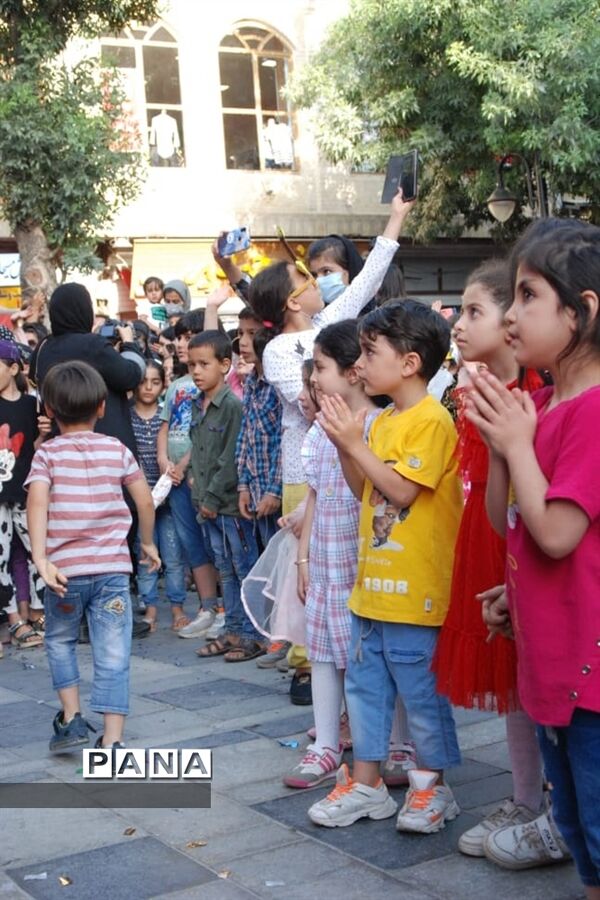 افتتاح جشنواره بین‌المللی تئاتر کودک و نوجوان در همدان