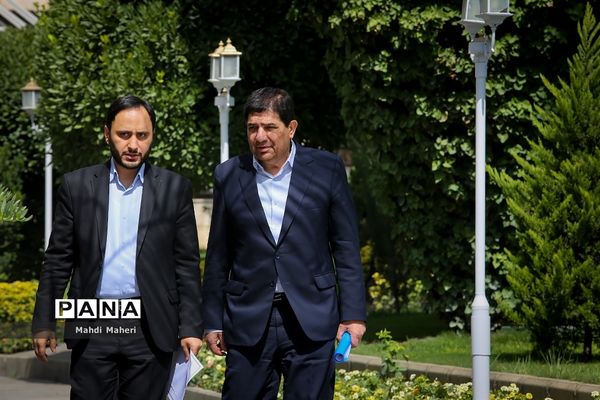 حاشیه جلسه هیات دولت