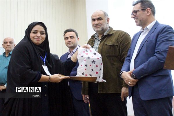 فینال مناظره دانش‌آموزی آذربایجان غربی