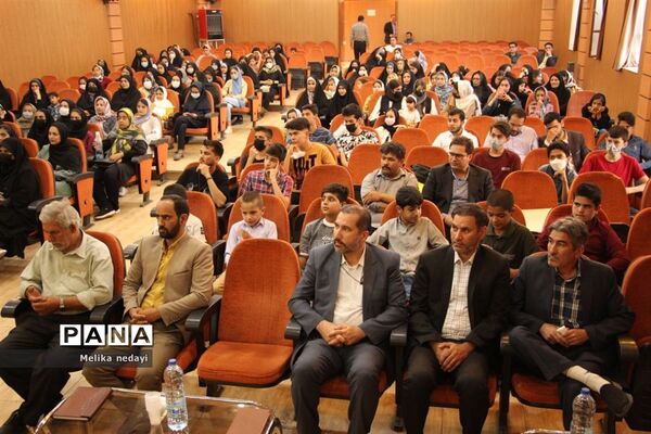 برگزاری کارگاه آموزشی برای شرکت در مسابقات ادبی همایش هزاره شیخ جام
