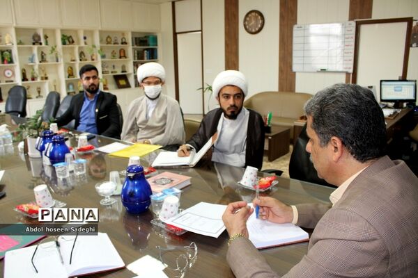 جلسه هماهنگی برگزاری دوره‌های توجیهی اتحادیه انجمن‌های اسلامی دانش‌آموزان استان بوشهر