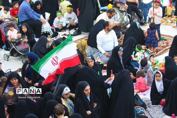 اجتماع هزاران نفری سرود سلام فرمانده در مسجد جمکران -2