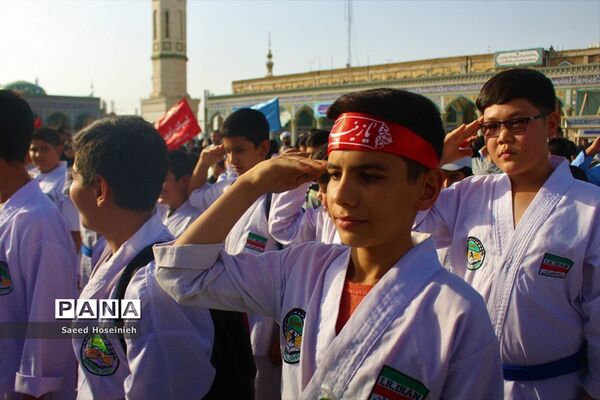 اجتماع هزاران نفری سرود سلام فرمانده در مسجد جمکران -2