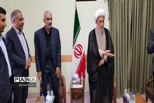دیدار وزیر آموزش و پرورش با نماینده ولی فقیه در استان فارس