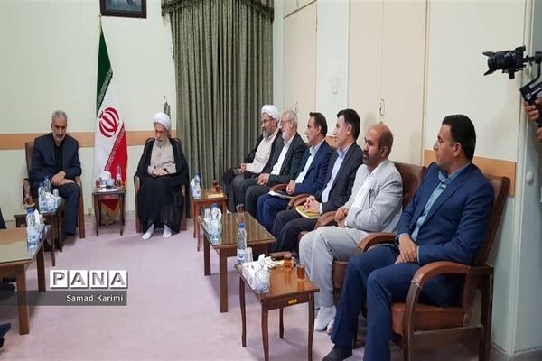 دیدار وزیر آموزش و پرورش با نماینده ولی فقیه در استان فارس