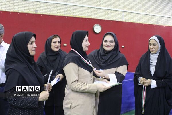 جشنواره فرهنگی ورزشی  فرهنگیان استان بوشهر رشته تنیس روی میز بانوان