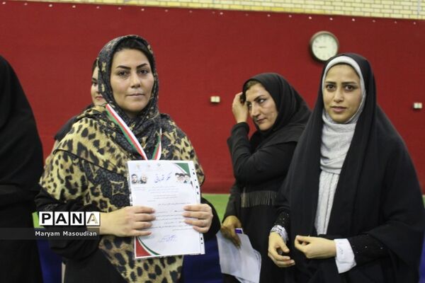 جشنواره فرهنگی ورزشی  فرهنگیان استان بوشهر رشته تنیس روی میز بانوان