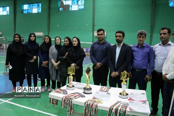 جشنواره فرهنگی ورزشی فرهنگیان استان بوشهر رشته ورزش بدمینتون  بانوان